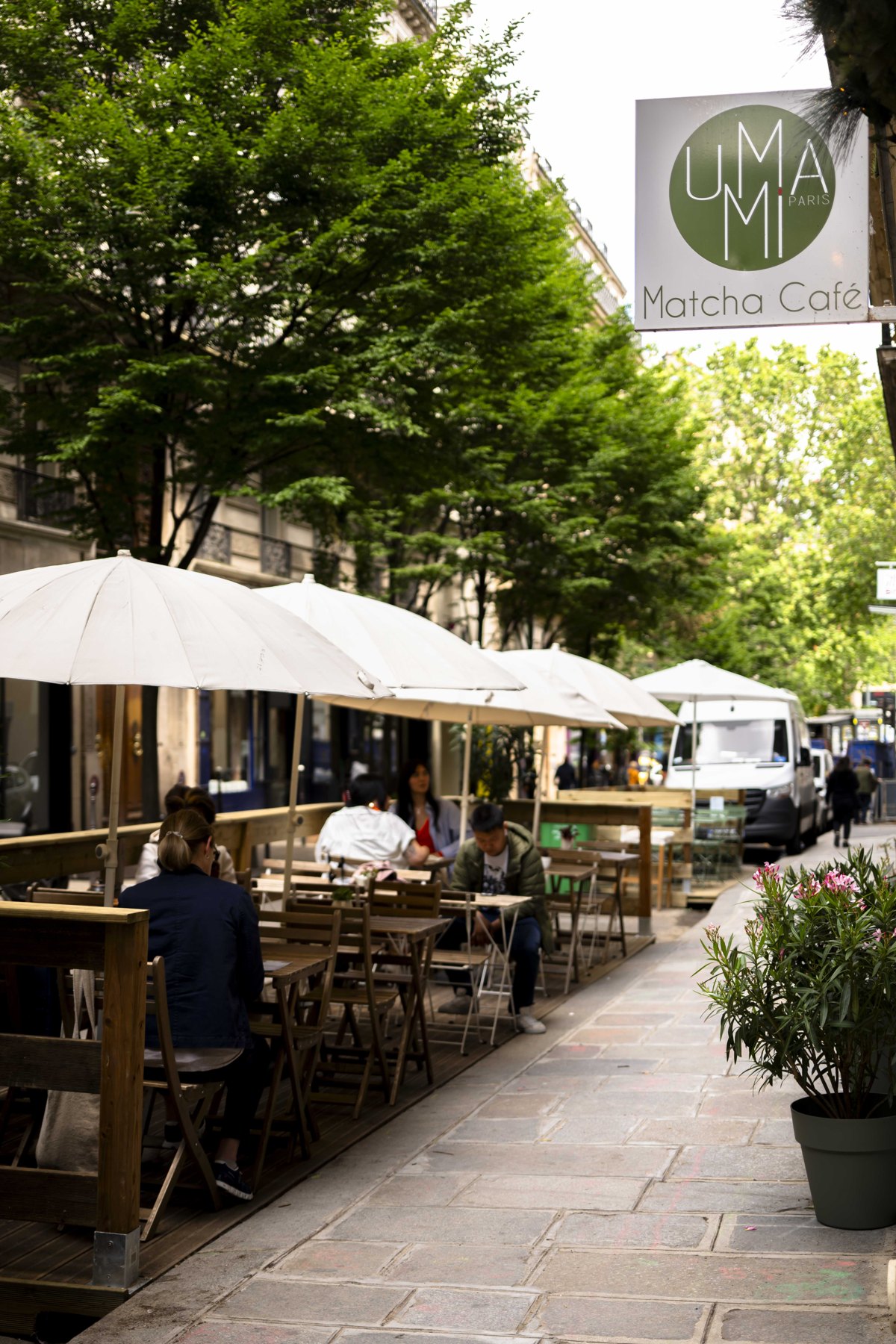 Terrasse du café rue Béranger